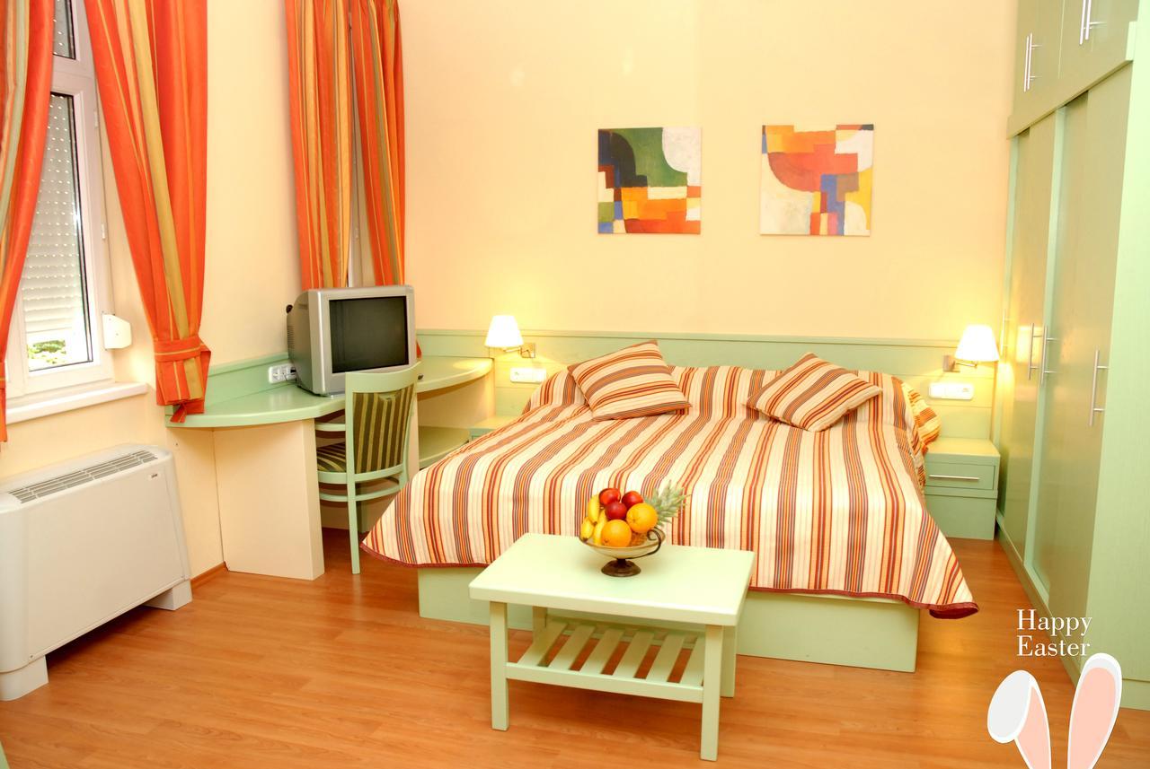 Hévíz Hotel Kalma, Kalma Villa, Apart Hotel מראה חיצוני תמונה